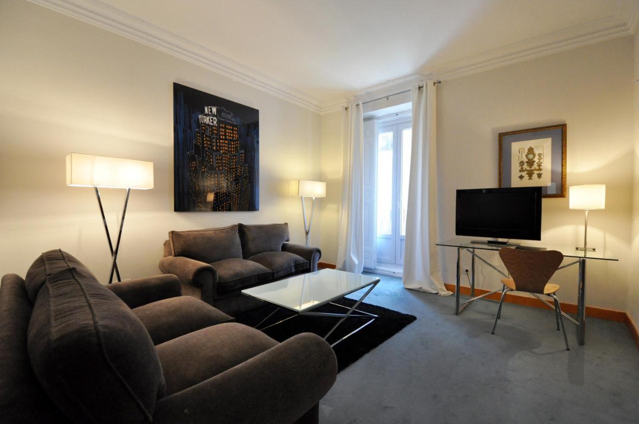 Suite Prado Мадрид Екстериор снимка