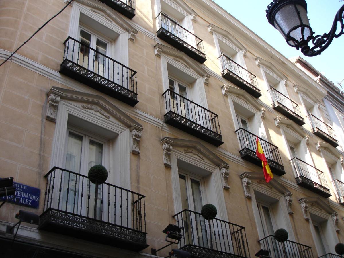 Suite Prado Мадрид Екстериор снимка