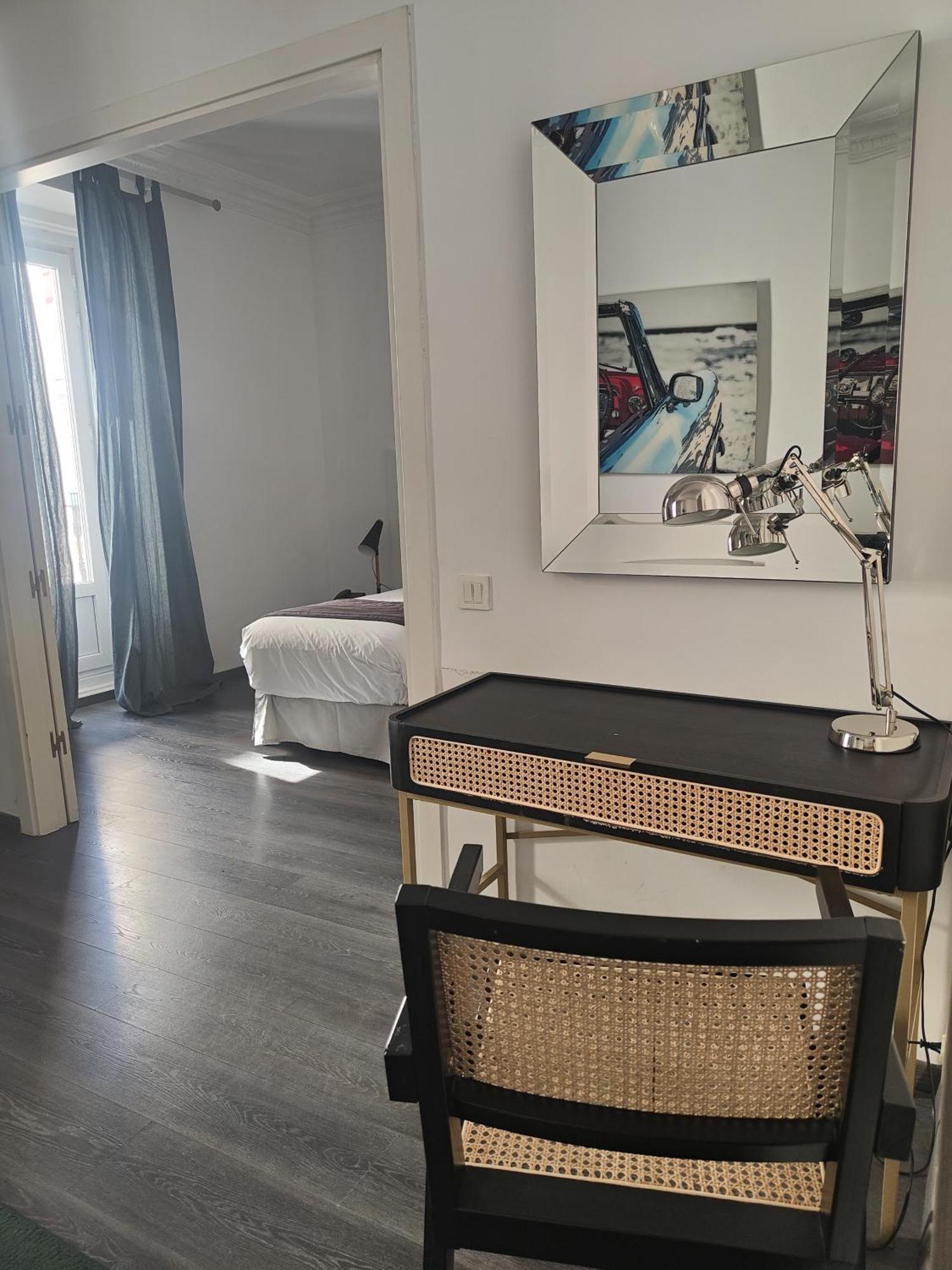 Suite Prado Мадрид Екстериор снимка